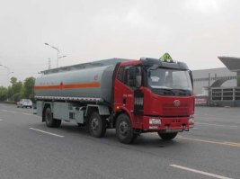 易燃液体罐式运输车