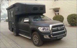旅居车