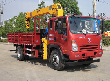 大運牌CGC5140JSQHDE44E隨車起重運輸車公告圖片