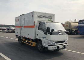 江铃江特牌JMT5040XZWXG2杂项危险物品厢式运输车