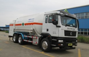 二氧化碳运输车