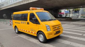 救险车