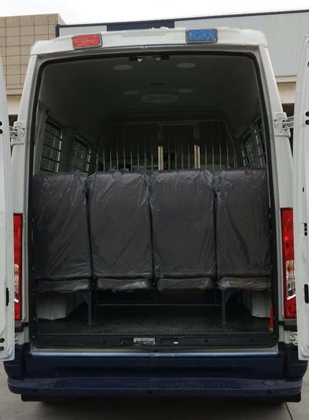 依維柯牌NJ5046XQCF2E囚車公告圖片