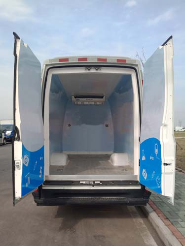 依維柯牌NJ5046XLCFE冷藏車公告圖片