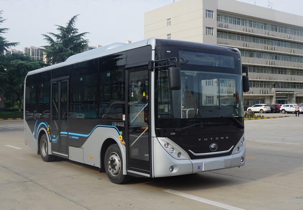 宇通牌ZK6816BEVG1A纯电动城市客车图片