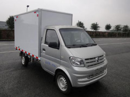 厢式运输车