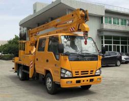 高空作业车