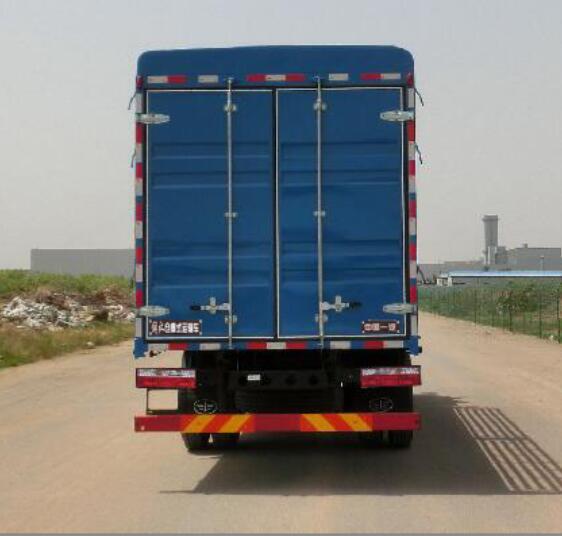 解放牌CA5140CCYP40K2L4E5A85倉柵式運(yùn)輸車公告圖片