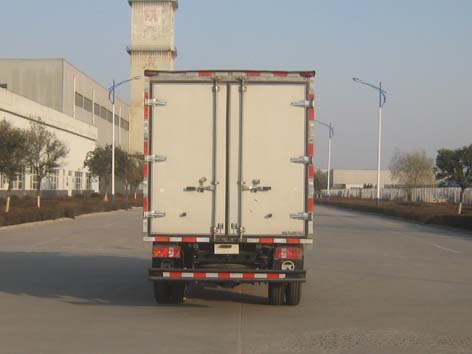 凱馬牌KMC5106XXYA33D5廂式運(yùn)輸車(chē)公告圖片