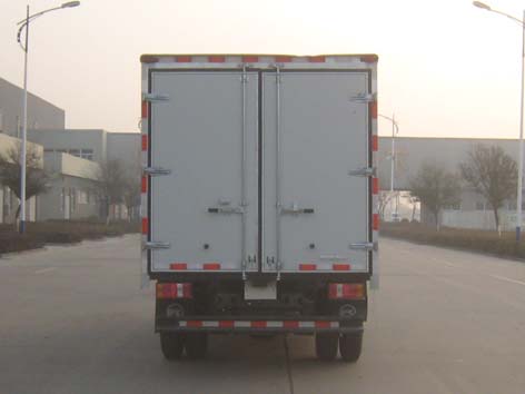 凱馬牌KMC5106XXYA33P5廂式運(yùn)輸車公告圖片