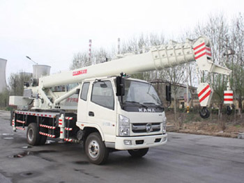 凱馬牌KMC5106JQZ6ST汽車起重機公告圖片