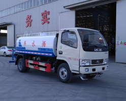 聚尘王牌HNY5070GSSE5洒水车