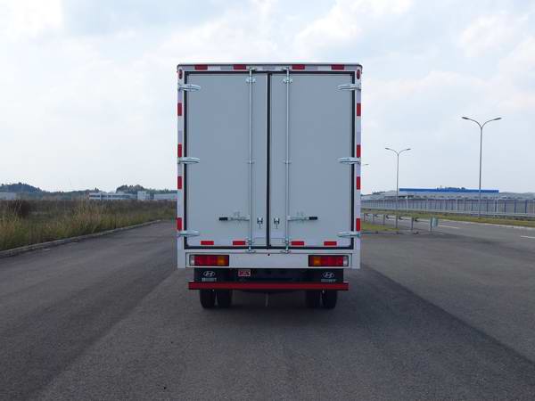 康恩迪牌CHM5070XXYGDC33V廂式運(yùn)輸車(chē)公告圖片