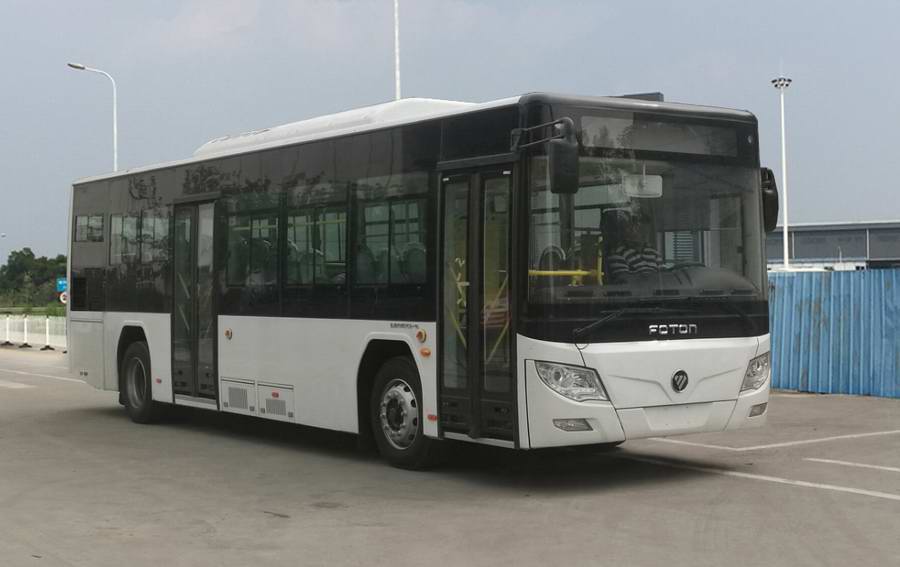 福田牌BJ6105EVCA-38纯电动城市客车公告图片