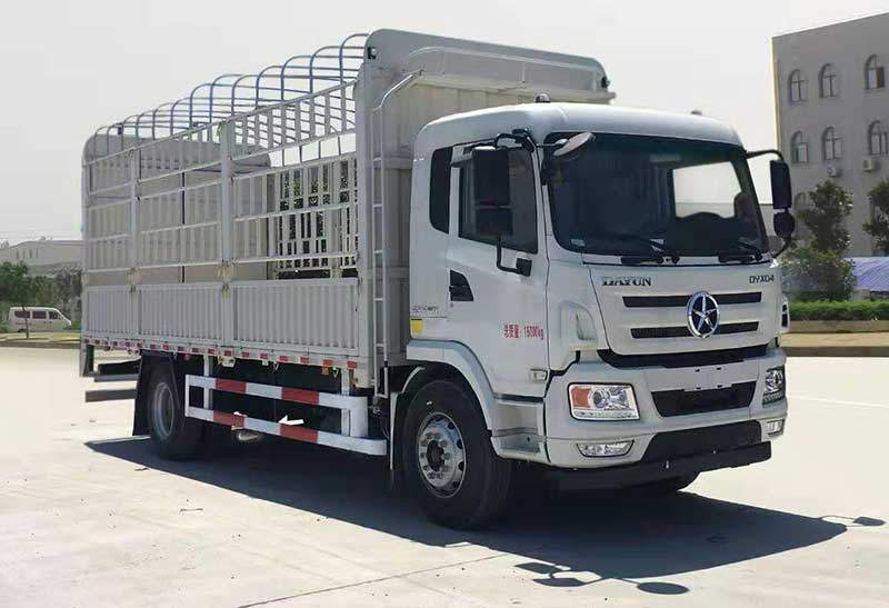 大運(yùn)牌CGC5180CCYD6CAEA倉(cāng)柵式運(yùn)輸車(chē)公告圖片