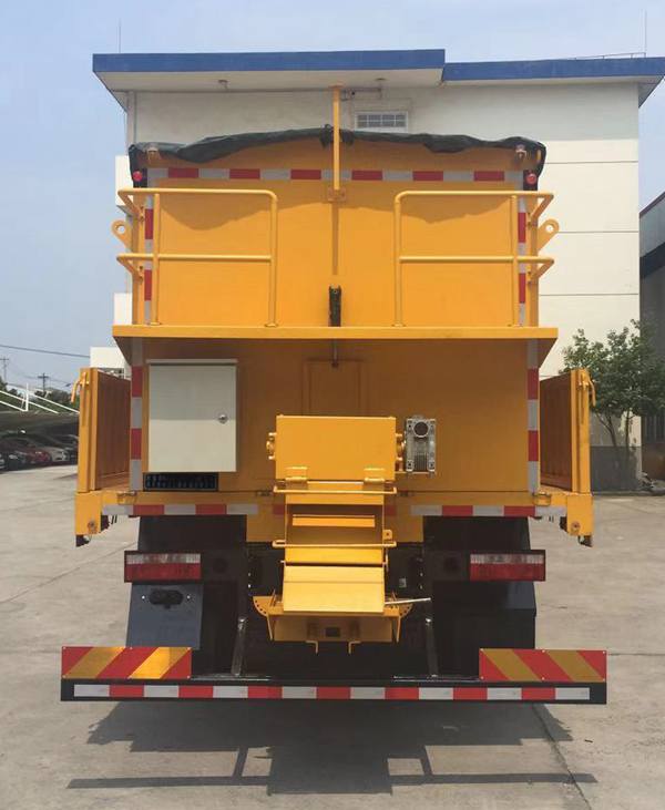 路鑫牌NJJ5180TCX6除雪车公告图片