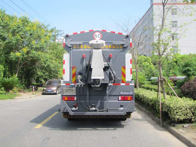 浙通牌LMT5251TCX-H除雪車公告圖片