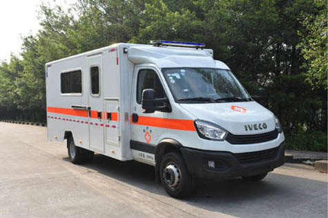 北地牌ND5070XJH-EC5救护车