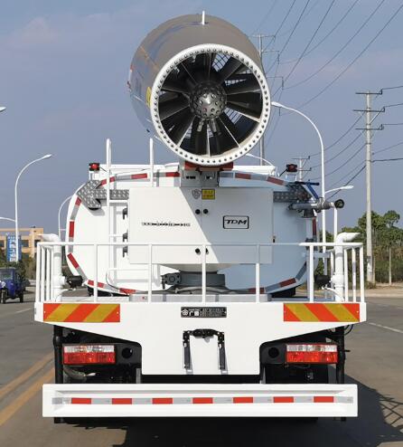 廣通牌LGQ5181TDYBEV純電動多功能抑塵車公告圖片