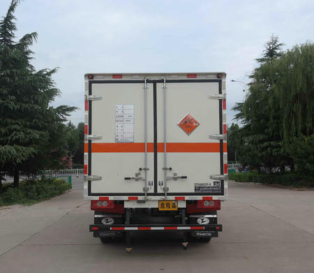 春星牌ZZT5080XQY-6爆破器材运输车公告图片