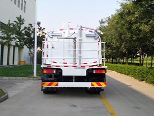 陕汽牌SBT5186GQX6A1清洗车公告图片