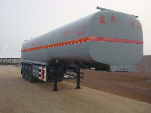 正康宏泰牌12.3米30吨3轴运油半挂车(HHT9404GYY)