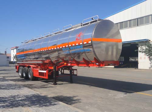 昌骅牌11.7米31.2吨3轴腐蚀性物品罐式运输半挂车(HCH9400GFWYSG)