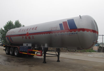 程力威牌13米25吨3轴液化气体运输半挂车(CLW9407GYQA)