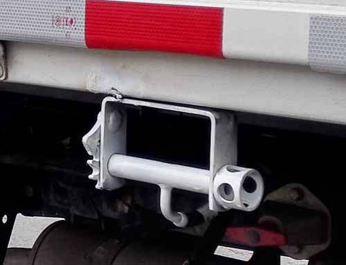 福田牌BJ5046CCY-BU倉(cāng)柵式運(yùn)輸車公告圖片