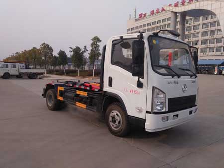 CLQ5040ZXX5SX 楚飞牌车厢可卸式垃圾车图片