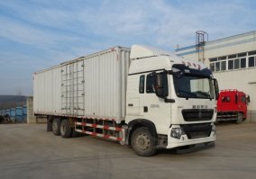 厢式运输车