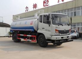 吸污车