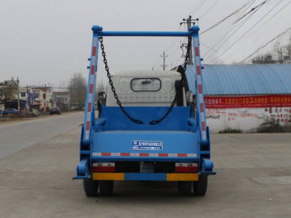 东风股份多利卡D6 CLW5070ZBSD5摆臂式垃圾车公告图片