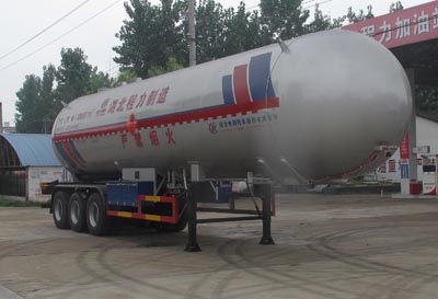 程力威牌12.7米23.5吨3轴液化气体运输半挂车(CLW9390GYQA)