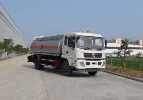 运油车
