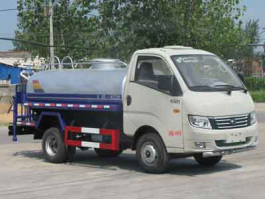 洒水车