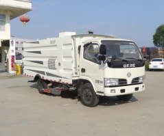 吸尘车