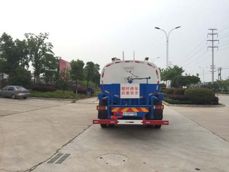 楚飞牌CLQ5160GSS5LZ洒水车公告图片