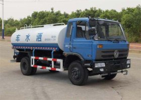 洒水车
