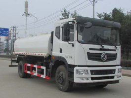 洒水车