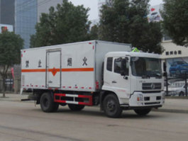 爆破器材运输车