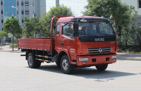 东风牌 156马力 载货汽车(EQ1100L8BD2)