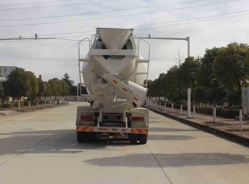 东风牌EQ5250GJBLV混凝土搅拌运输车公告图片