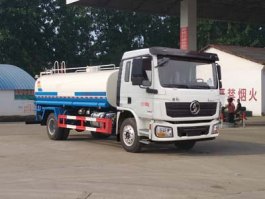 绿化喷洒车