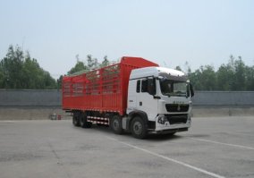 仓栅式运输车