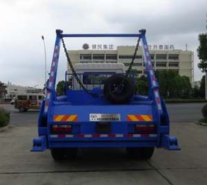 东风专底-D3 HCQ5161ZBSDJ5摆臂式垃圾车公告图片