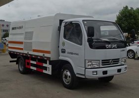 护栏清洗车