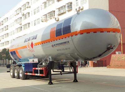 程力威牌13.6米26吨3轴液化气体运输半挂车(CLW9401GYQ1C)