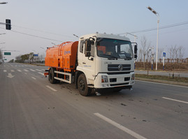 清洗车