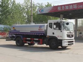 洒水车